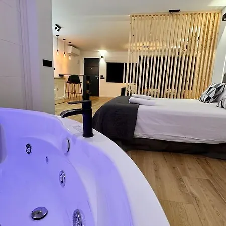 18 Refugio Romantico Con Jacuzzi * גראן אלקנט