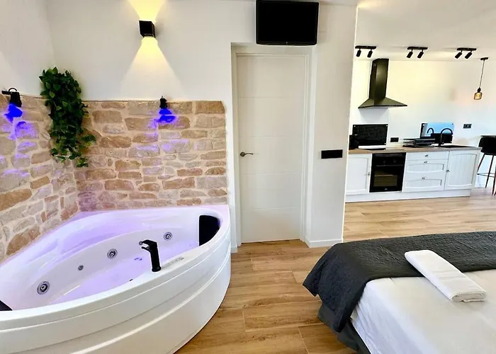 18 Refugio Romantico Con Jacuzzi *